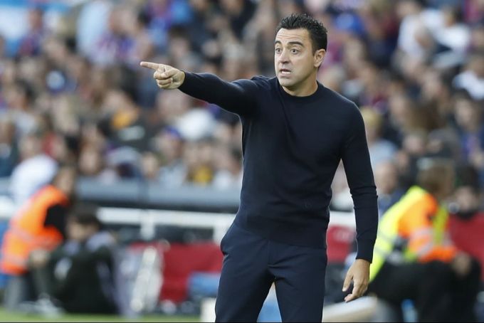 Trainer Xavi möchte gerne Joshua Kimmich zum FC Barcelona holen. FC Barcelona