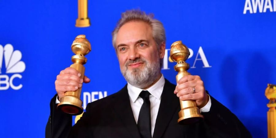 Sam Mendes mit seinen Preisen für «1917»