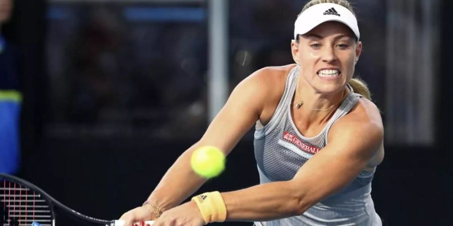 Angelique Kerber erhielt einen Dämpfer in der Vorbereitung auf die Australian Open. Foto: Tertius Pickard/AP/dpa