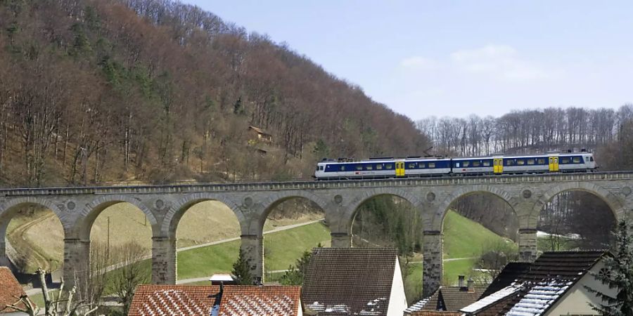 Das Viadukt bei Rümlingen auf der Bahnstrecke zwischen Olten SO und Sissach BL. (Archivbild)