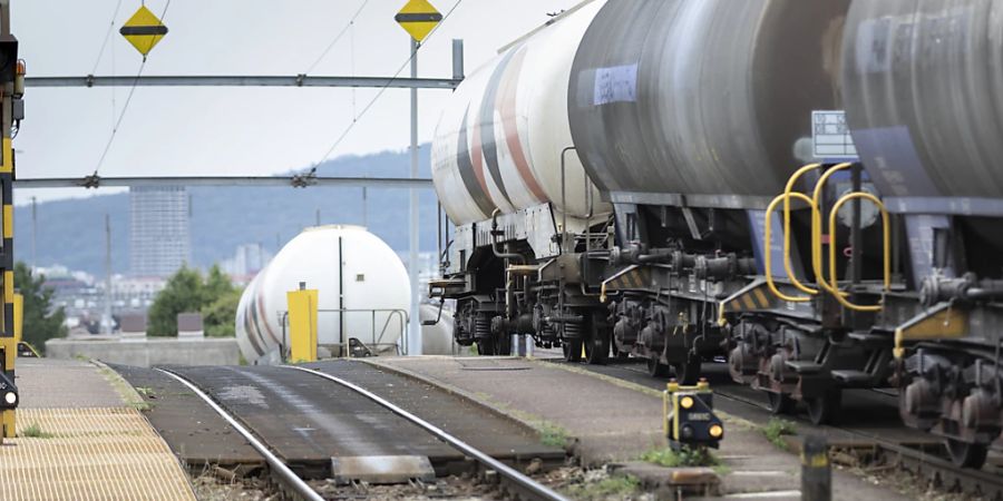 Die SBB wollen 60 Prozent mehr Güter auf die Schiene bringen: Güterwagen auf dem Rangierbahnhof Limmattal. (Archivbild)