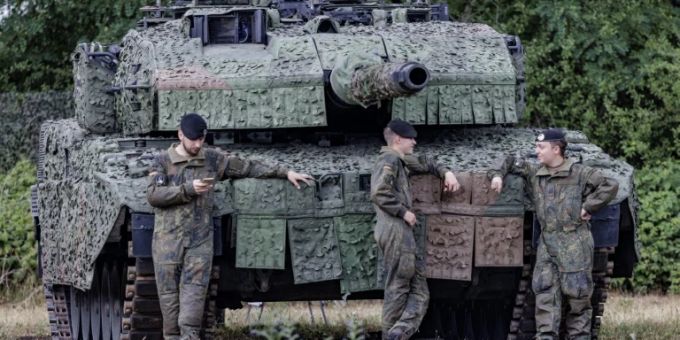 Leopard-Panzer der Bundeswehr Leopard-Panzer der Bundeswehr