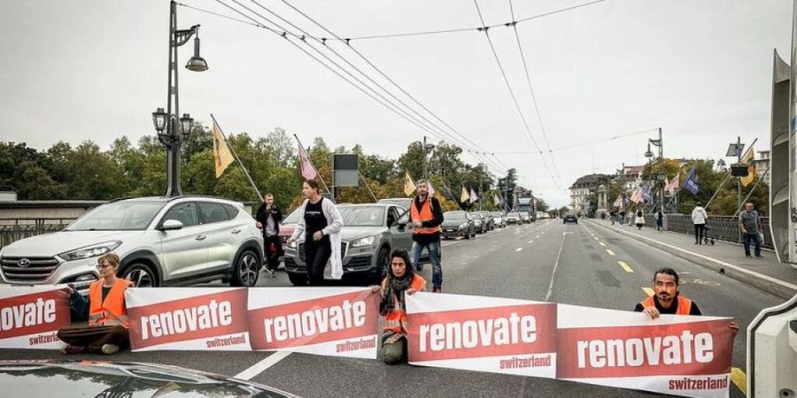 Renovate Switzerland wirft der Politik Untätigkeit vor.