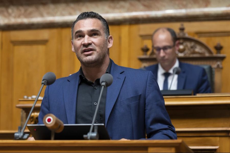 FDP-Nationalrat Marcel Dobler erklärt, dass Social-Media-Plattformen immer Missbrauchspotenzial hätten: «Der Unterschied hier ist, dass Tiktok ein chinesisches Produkt ist.» (Archivbild)