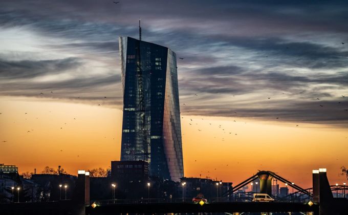 Sitz der EZB in Frankfurt, wo die Zinserhöhung beschlossen wurde. EZB Zinserhöhung