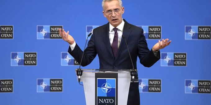 Jens Stoltenberg, Generalsekretär der NATO, spricht während der Vorstellung des Jahresberichts im NATO-Hauptquartier. Foto: Virginia Mayo/AP/dpa Jens Stoltenberg, Generalsekretär der NATO, spricht während der Vorstellung des Jahresberichts im NATO-Hauptquartier. Foto: Virginia Mayo/AP/dpa