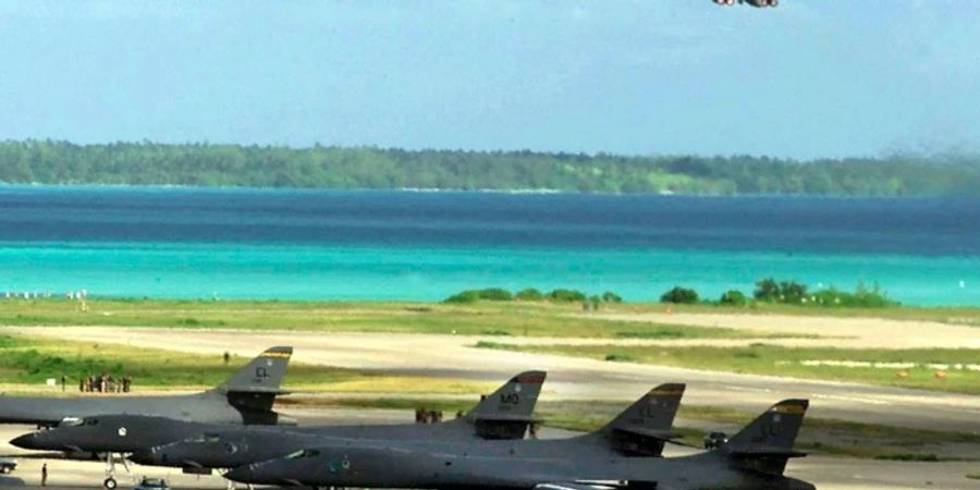 US-Kampfflugzeuge auf Stützpunkt auf den Chagos-Inseln