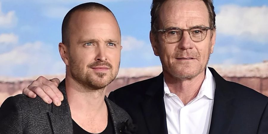 Bryan Cranston (r.) und Aaron Paul kehrten für den Super Bowl in ihre «Breaking Bad»-Rollen zurück.