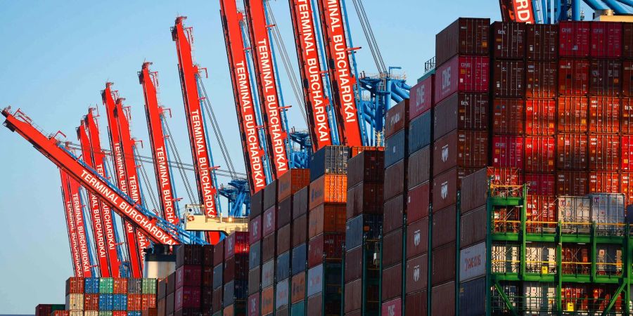 Die deutsche Wirtschaft ist anders als erwartet Ende des vergangenen Jahres geschrumpft.