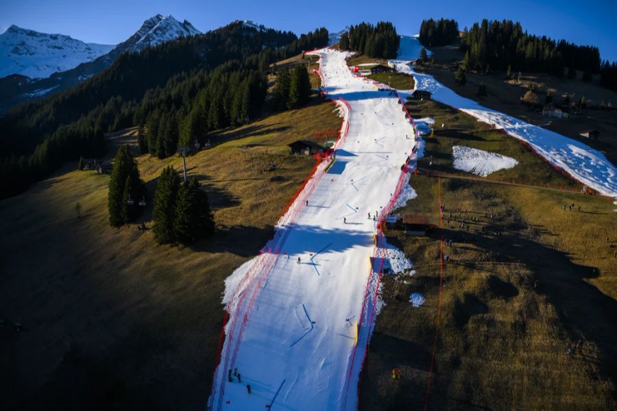 Kaum Schnee: So sag die Weltcup-Piste in Adelboden in diesem Jahr aus.