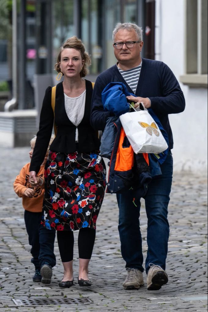 Nationalrätin Irène Kälin und Werner De Schepper an der Kundgebung zum 1. Mai in Thun. Aufgenommen am 1. Mai 2022. (Archivbild) Irène Kälin Partner Kind