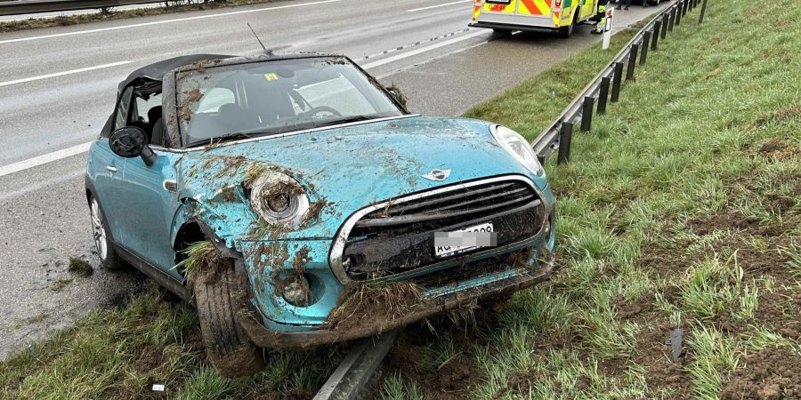 Kaiseraugst/A3: Auto überschlug sich