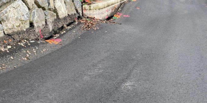 Risse Niderentalstrasse Schwanden Risse Niderentalstrasse Schwanden