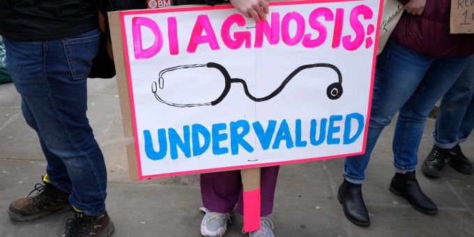 Bei angekündigten Streik sollen keine Bereiche des Gesundheitsdienstes verschont bleiben. Bei angekündigten Streik sollen keine Bereiche des Gesundheitsdienstes verschont bleiben.