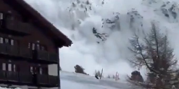 Oster-Lawine - Polizist findet Leiche von 30-Jährigem in Zermatt VS