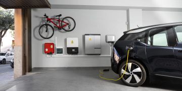 Laden, E-Auto, Garage, Zuhause, Aufladen