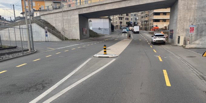 St. Gallen - Fussgängerin (62) bei Kollision mit E-Bike verletzt