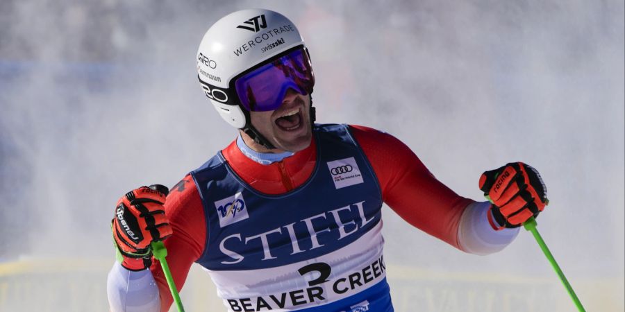 Thomas Tumler jubelt im Ziel von Beaver Creek.