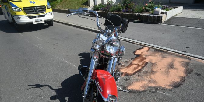 Motorradunfall in Mols