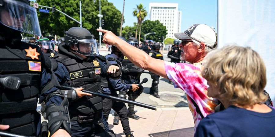 Trotz Widerstands aus Kalifornien schickte Trump die Nationalgarde nach Los Angeles.