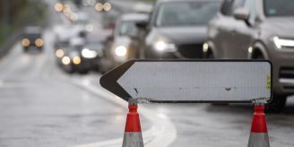 Bern - Kanton soll Schutz von Dörfern vor Ausweichverkehr prüfen Bern - Kanton soll Schutz von Dörfern vor Ausweichverkehr prüfen