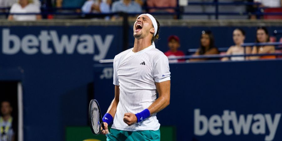 Zverev meldete sich mit einem Sieg auf der ATP-Tour zurück.
