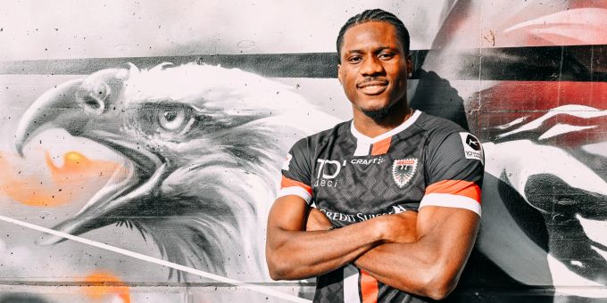 Stürmer aus Nigeria - FC Aarau verpflichtet Emmanuel Ernest