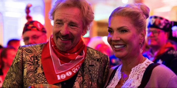 Thomas Gottschalk und Karina Mross haben sich verlobt. Thomas Gottschalk