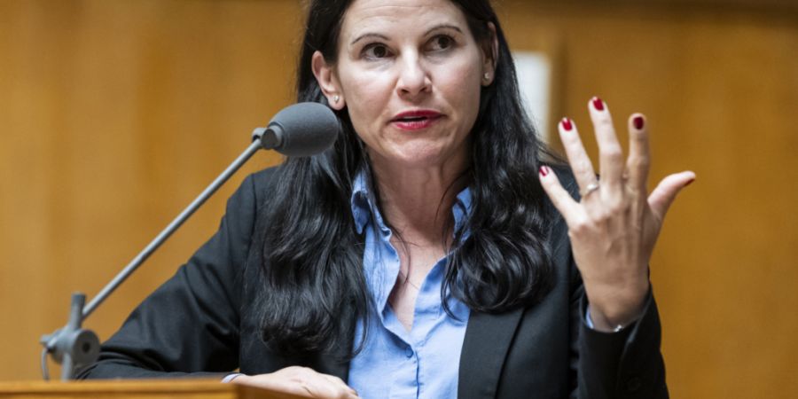 «Mittelschweres Verschulden»: Die Zürcher SVP-Nationalrätin Nina Fehr Düsel hat bei ihrer Doktorarbeit geschummelt. 17 Stellen wurden von der Universität als abgeschrieben eingestuf...