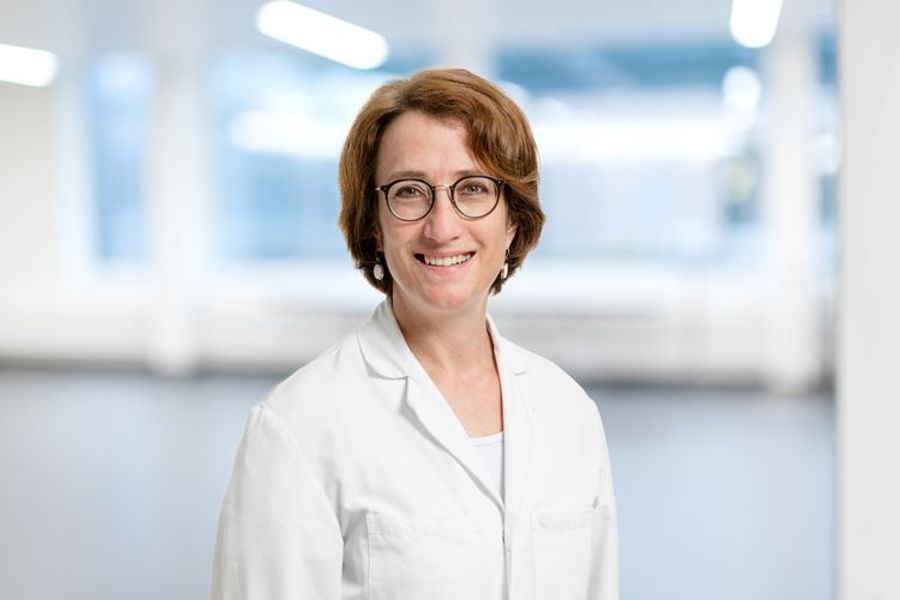 So auch bei Cornelia Staehelin, leitende Ärztin für Infektiologie im Inselspital. Hauptsächlich seien es bei ihr Menschen, die die Gefahr unterschätzen und viel reisen.