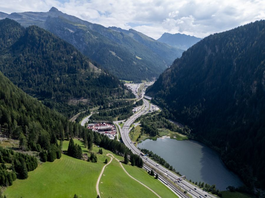 Grund ist eine Blockade, die von Anwohnern initiiert worden ist.