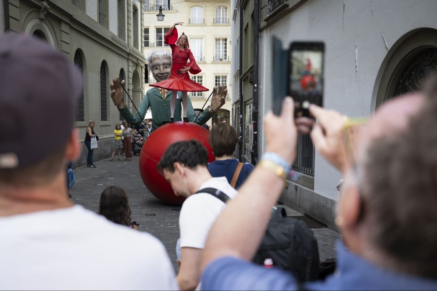 Buskers