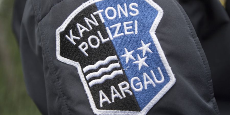 Die Kantonspolizei Aargau nahm am Montagabend in Rothrist einen mutmasslichen Fahrzeugdieb fest. (Symbolbild)