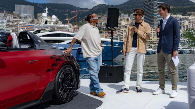 Die Studie wurde von Lewis Hamilton im Rahmen des Formel 1-Wochenendes in Monaco vorgestellt 2024 Mercedes-AMG PureSpeed Concept
