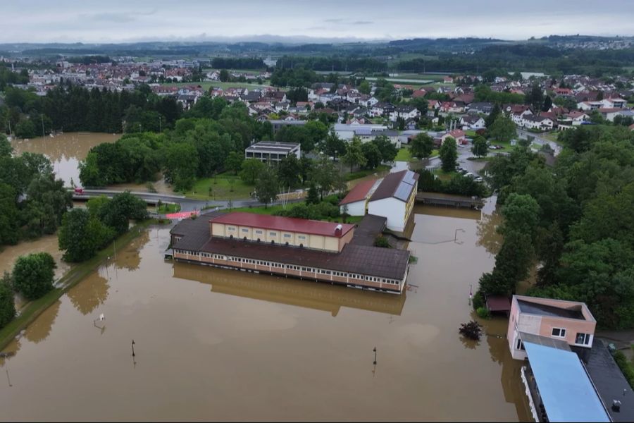 In Meckenbeuren wird das Hochwasser als ein Jahrhunderthochwasser bezeichnet.