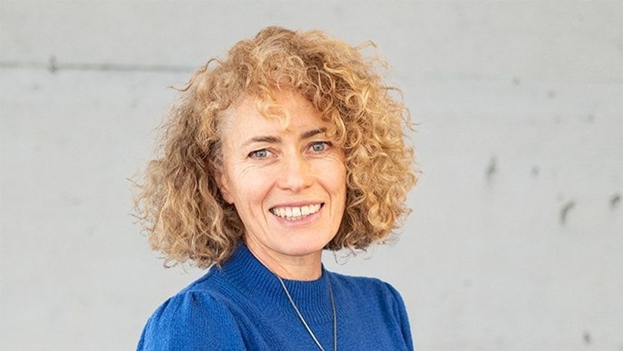 April Walker leitet die HEKS-Geschäftsstelle beider Basel. Sie war schon in früheren Jobs für Geflüchtete und Integration engagiert.