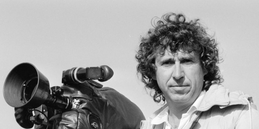 Filmemacher Mario Cortesi - hier bei Dreharbeiten im Jahr 1987 - gründete einst die Gratiszeitung «Biel Bienne». (Archivbild)