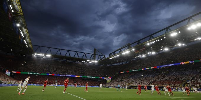 Der Achtelfinal der EM 2024 zwischen Deutschland und Dänemark ist unterbrochen. EM 2024 Deutschland Dänemark