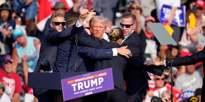Donald Trump blutete offenbar am Ohr. (Archivbild) Donald Trump