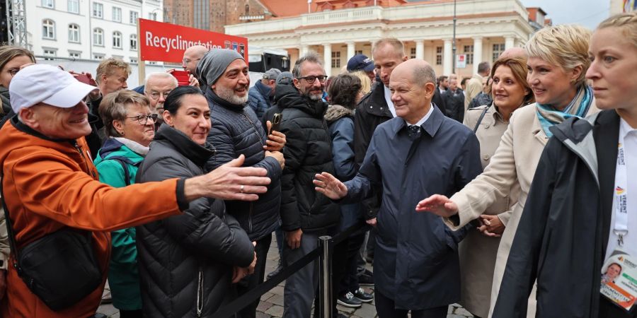 Kanzler Scholz sieht die Deutsche Einheit noch nicht vollendet, aber doch weit fortgeschritten.