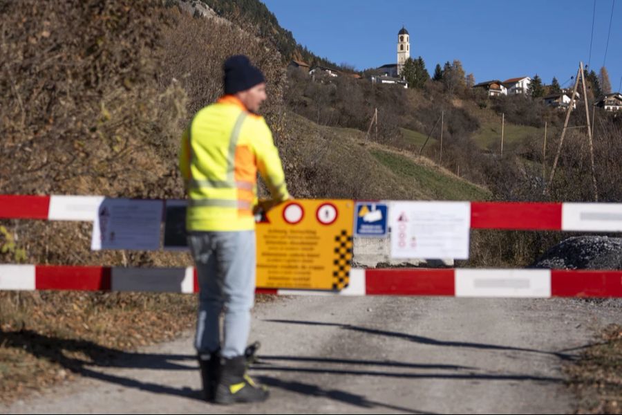 Das Dorf wird nun videoüberwacht.