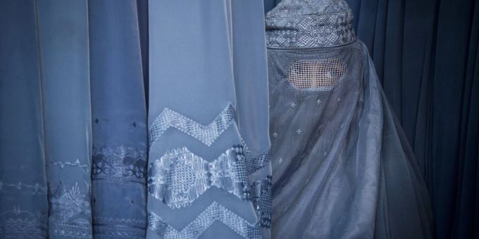 Die fast 60 Staaten prangern die Verweigerung der Menschen- und Grundrechte der Afghaninnen an.