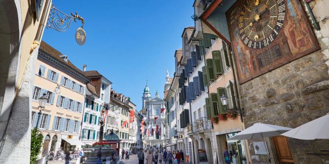 Altstadt Häuser Uhr Fussgängerzone