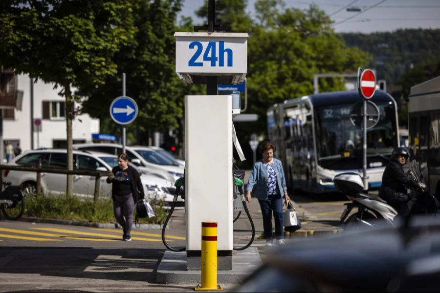 Die Engpassbeseitigung könnte den Benzinpreis in die Höhe treiben.