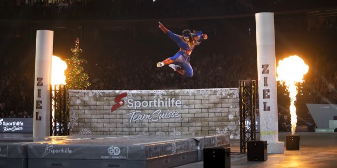 Karateka Elena Quirici beim Super10Kampf 2022 der Schweizer Sporthilfe im Hallenstadion in Zürich. Schweizer Sporthilfe Hallenstadion Zürich