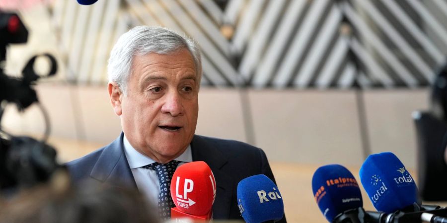 Italiens Aussenminister Antonio Tajani sagte, nach 13 Jahren müsse die EU ihre Syrien-Politik an die «Entwicklung der Situation» anpassen. (Foto: Archiv)