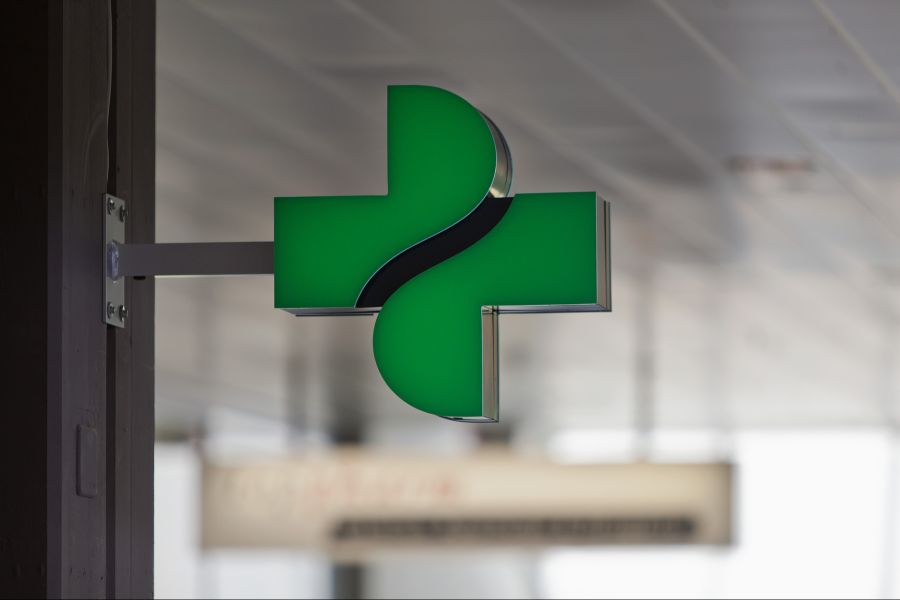 Viele Schweizer kaufen die Produkte deshalb in ausländischen Apotheken, beispielsweise in Frankreich. (Symbolbild)