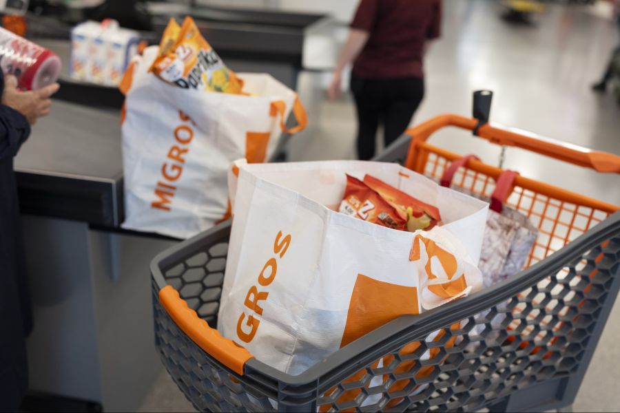 Ein KI-Experte spricht davon, dass ein KI-Agent ohne nachzufragen bei der Migros einkaufte