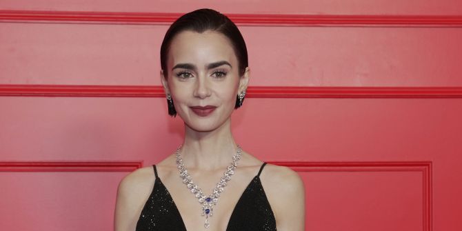 Lily Collins Verlobungsring