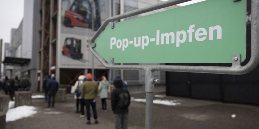 Bisher zwei Zahlungen für Schäden durch die Impfung gegen das Coronavirus hat der Bund bisher gewährt. Es sind allerdings noch Gesuche hängig. (Themenbild)